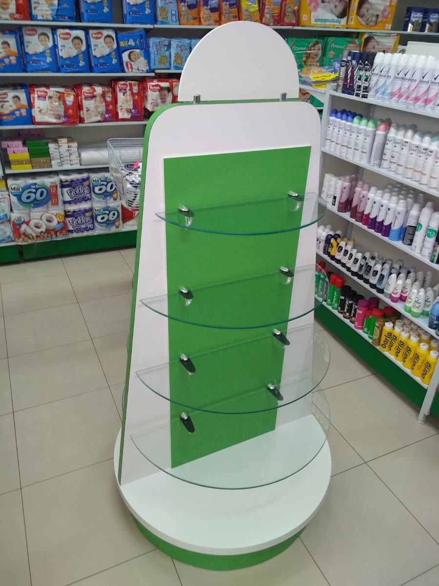 Expositor planejado sob medida instalado em loja